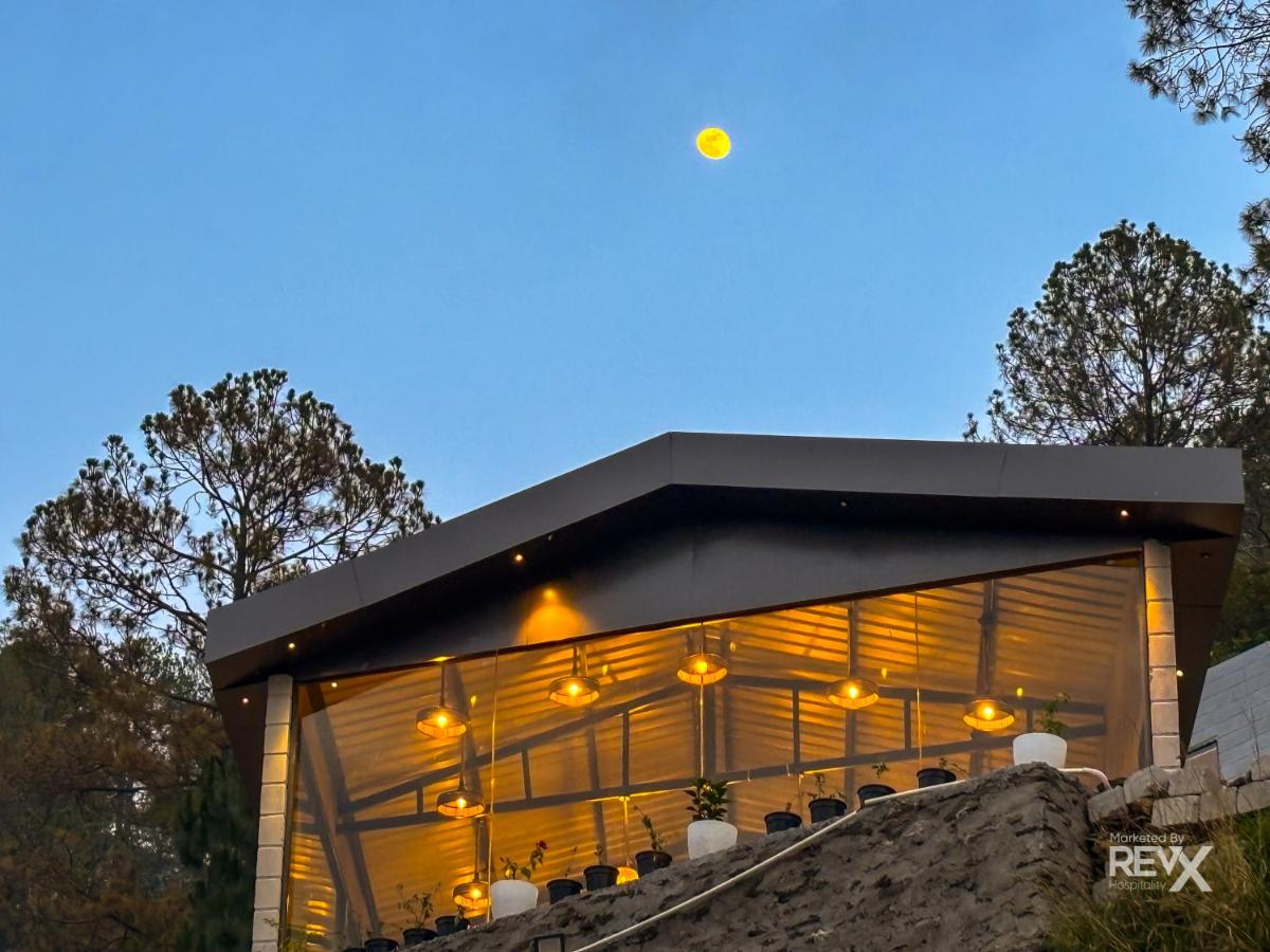 WhatsApp Image 2025-11-10 at 4.29.38 PM (2)