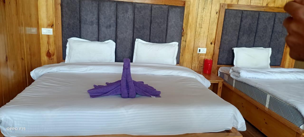 WhatsApp Image 2025-12-10 at 12.22.35 PM (1)